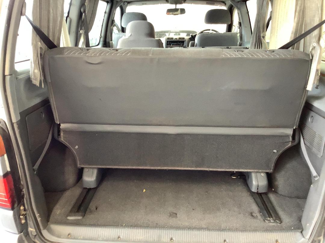 Photo '7' of Toyota Granvia