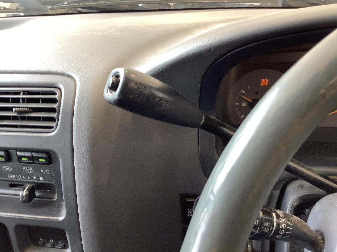 Photo '16' of Toyota Granvia