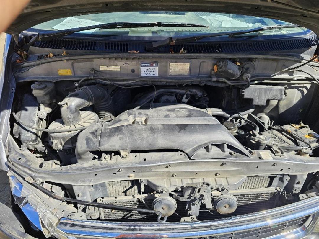 Photo '14' of Toyota Granvia 3.0D