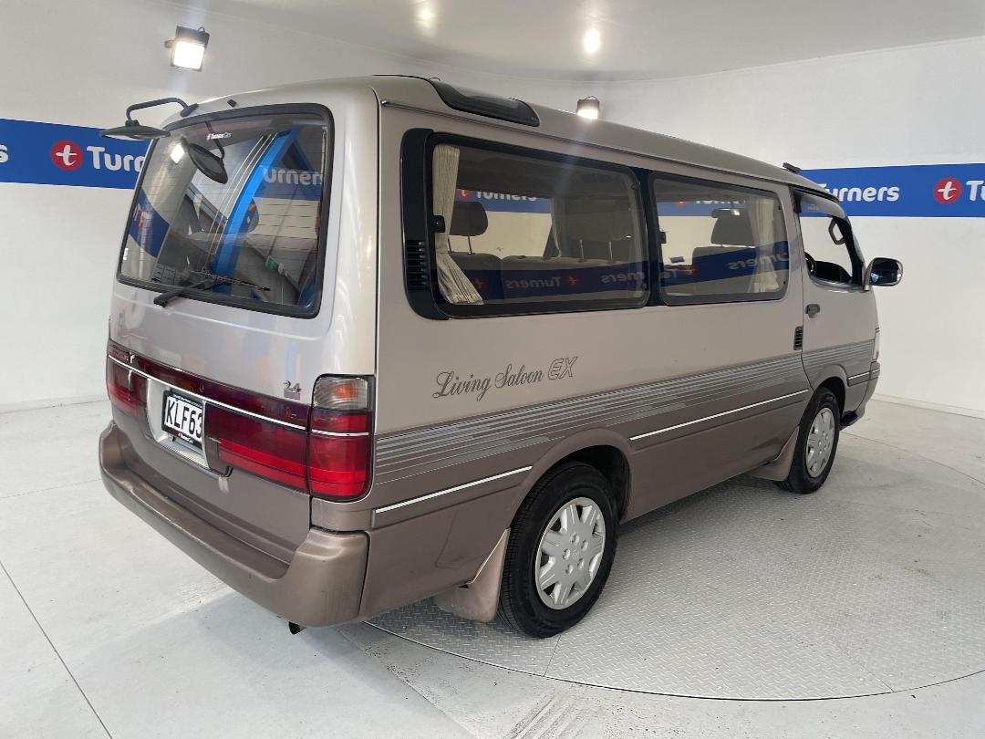 Photo '7' of Toyota Hiace