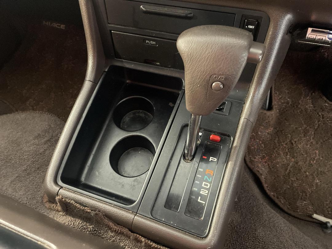 Photo '25' of Toyota Hiace