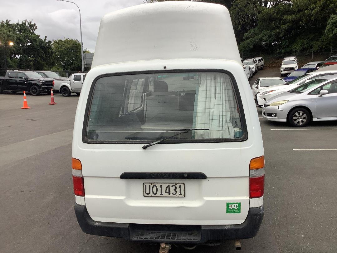 Photo '5' of Toyota Hiace ZL