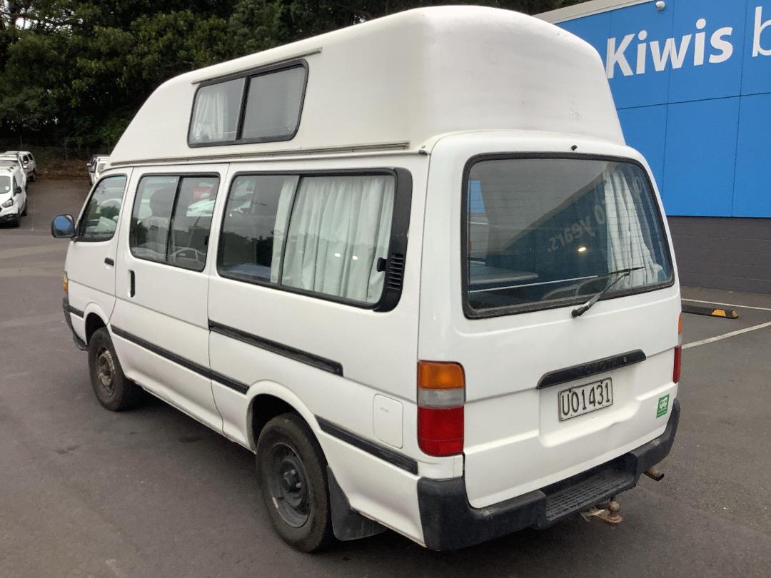 Photo '3' of Toyota Hiace ZL