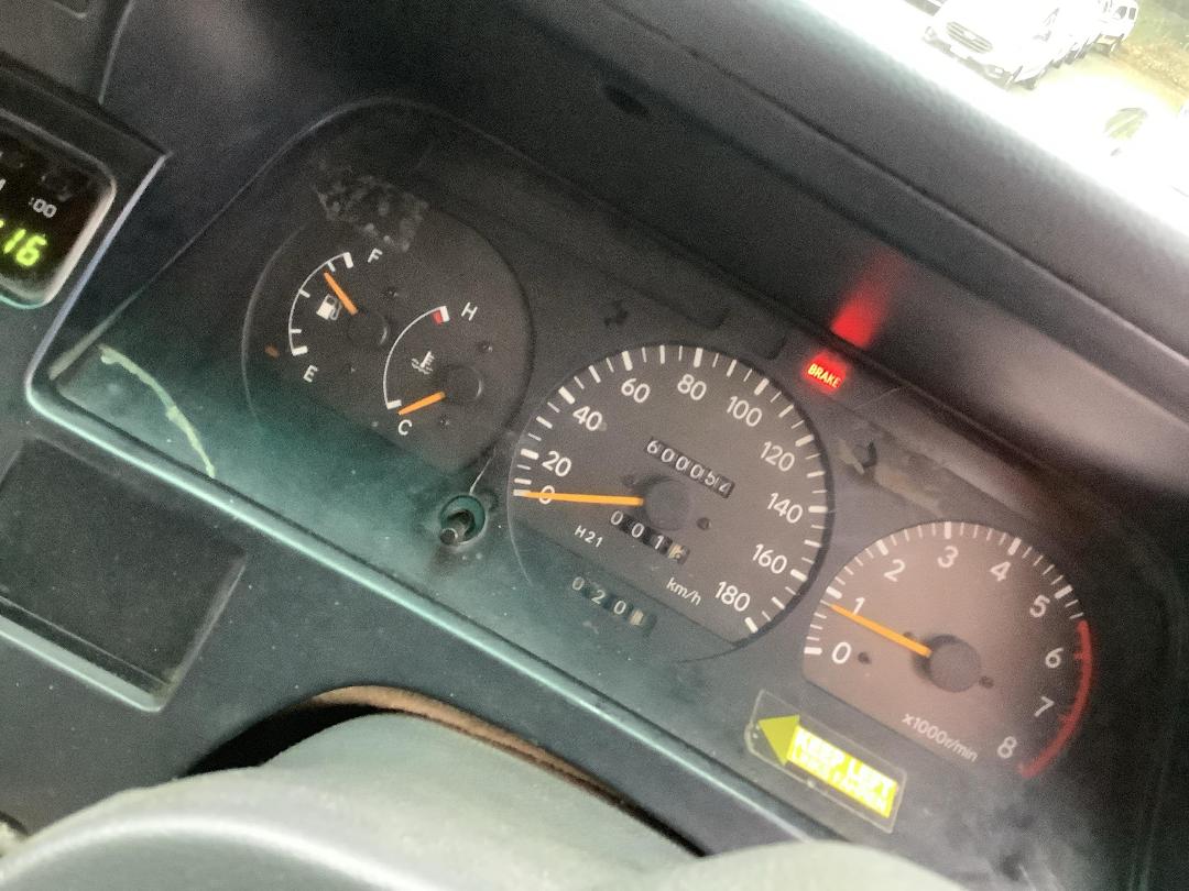 Photo '9' of Toyota Hiace ZL