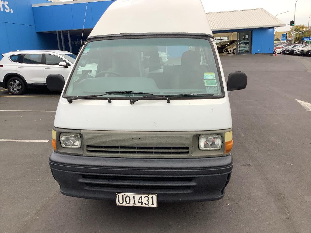 Photo '12' of Toyota Hiace ZL