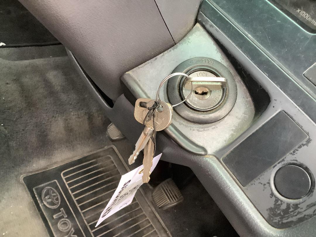 Photo '13' of Toyota Hiace ZL