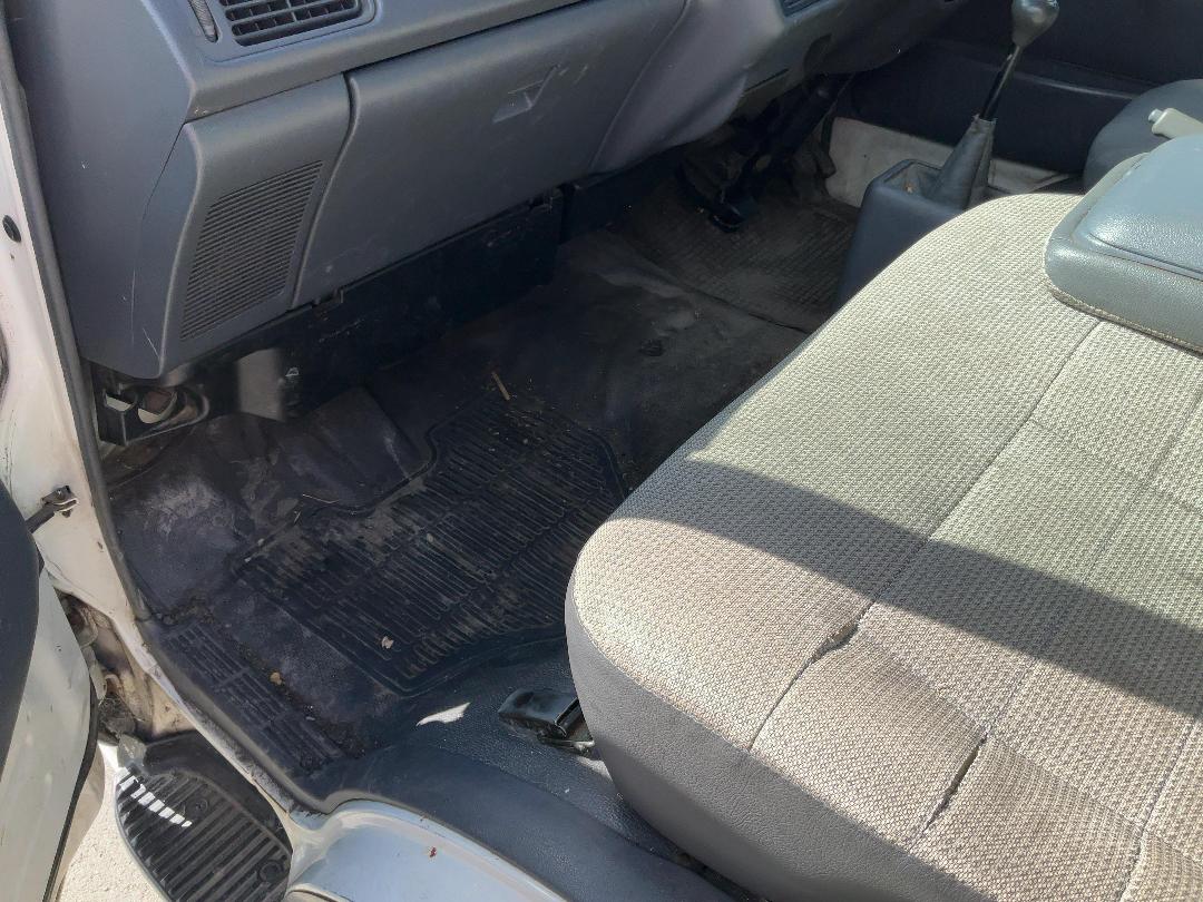 Photo '16' of Toyota Hiace