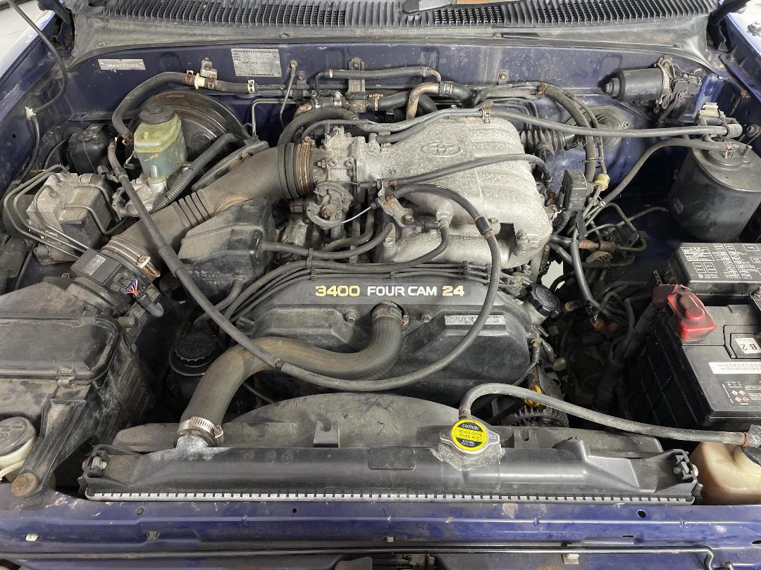 Photo '13' of Toyota Hilux