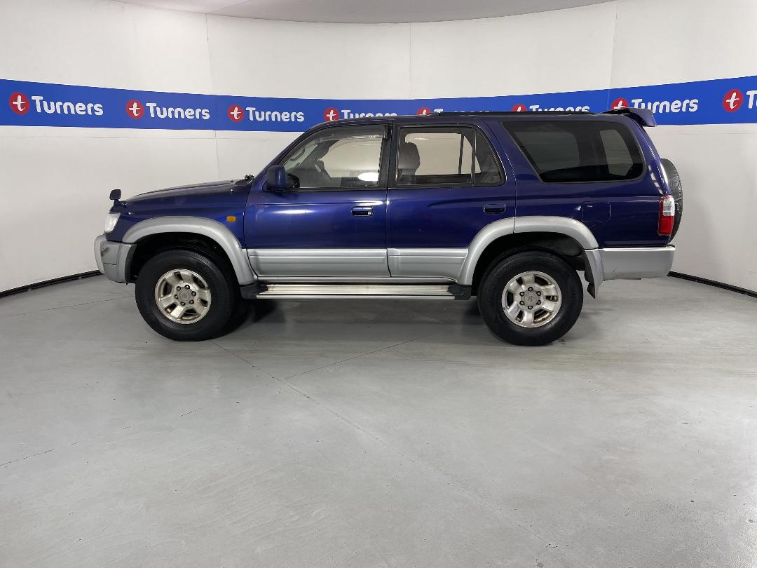 Photo '24' of Toyota Hilux