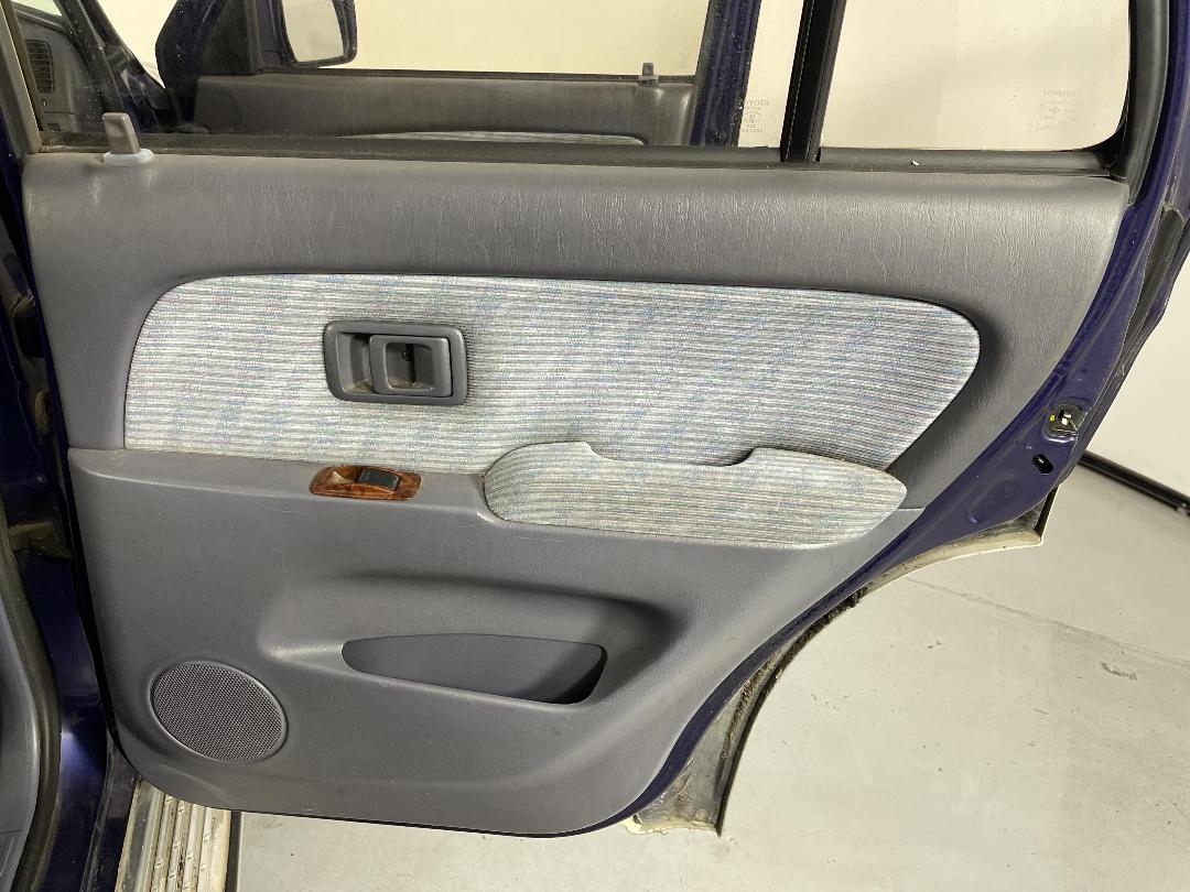 Photo '19' of Toyota Hilux