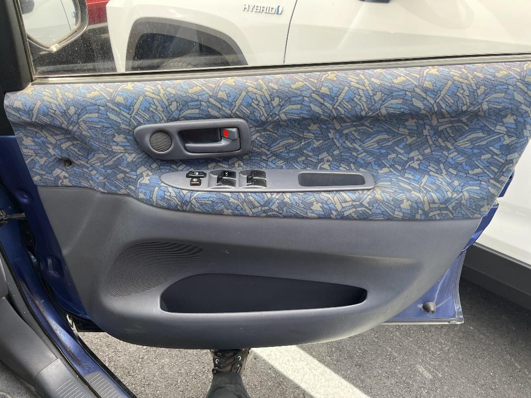 Photo '6' of Toyota Ipsum