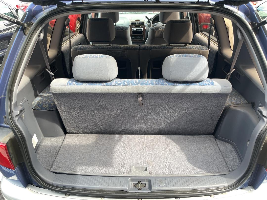 Photo '12' of Toyota Ipsum