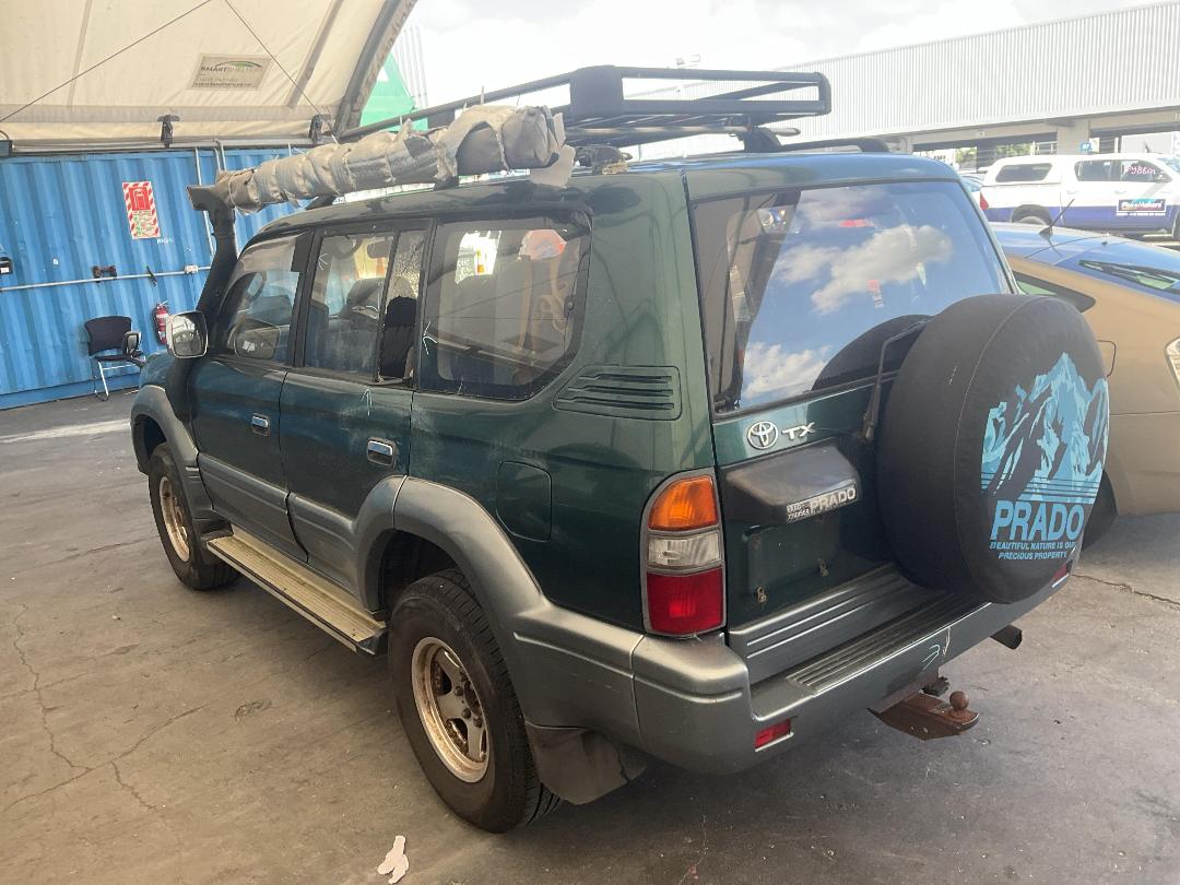 Photo '8' of Toyota Landcruiser Prado TX