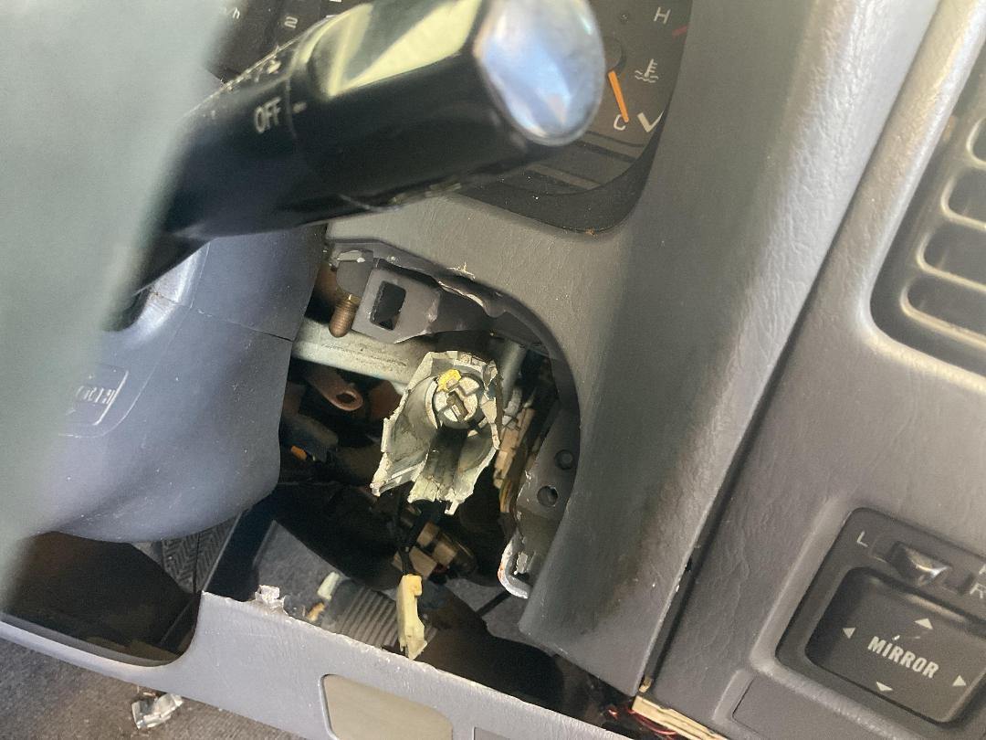 Photo '17' of Toyota Landcruiser Prado TX