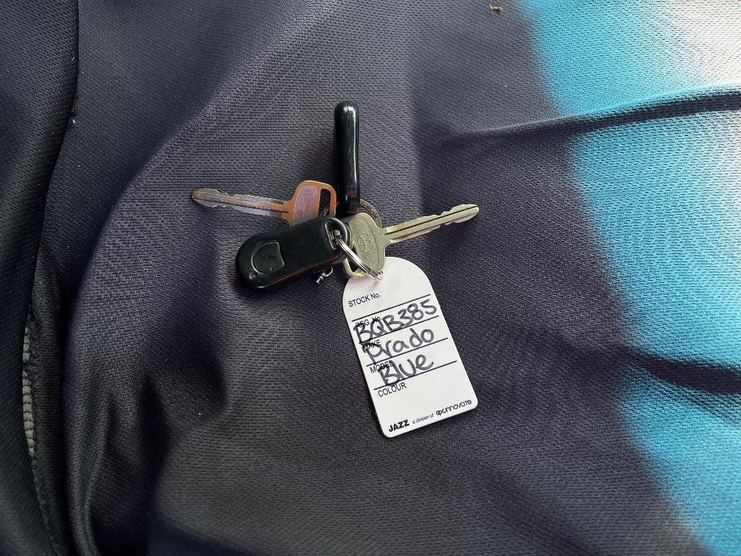 Photo '20' of Toyota Landcruiser Prado Landcruiser TX