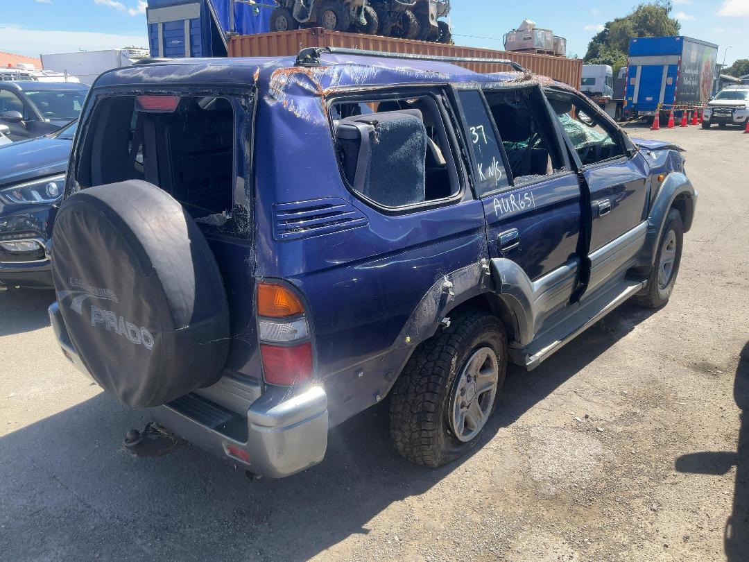 Photo '6' of Toyota Landcruiser Prado Landcruiser Photo '6' of Toyota Landcruiser Prado Landcruiser