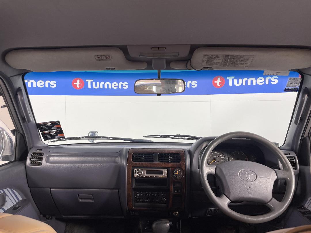 Photo '17' of Toyota Landcruiser Prado