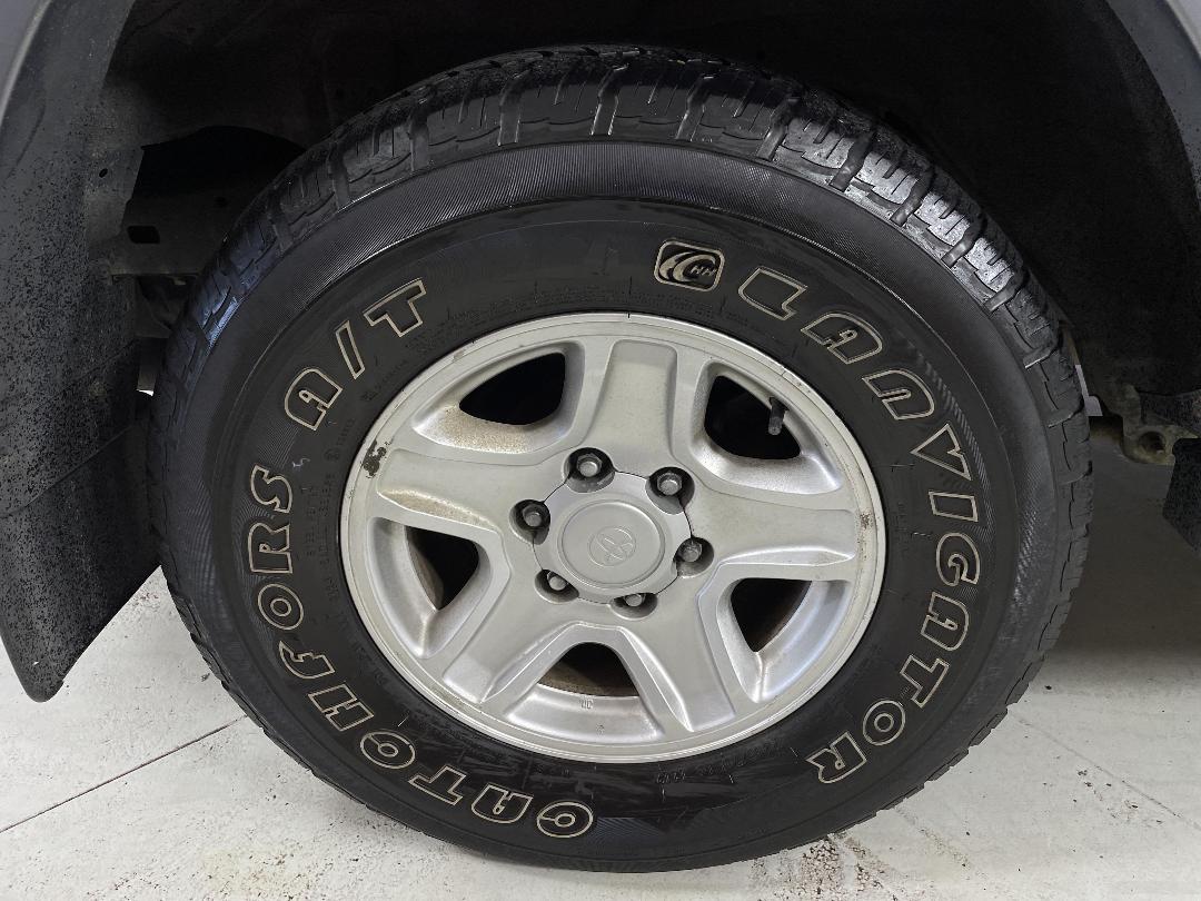 Photo '12' of Toyota Landcruiser Prado Photo '12' of Toyota Landcruiser Prado