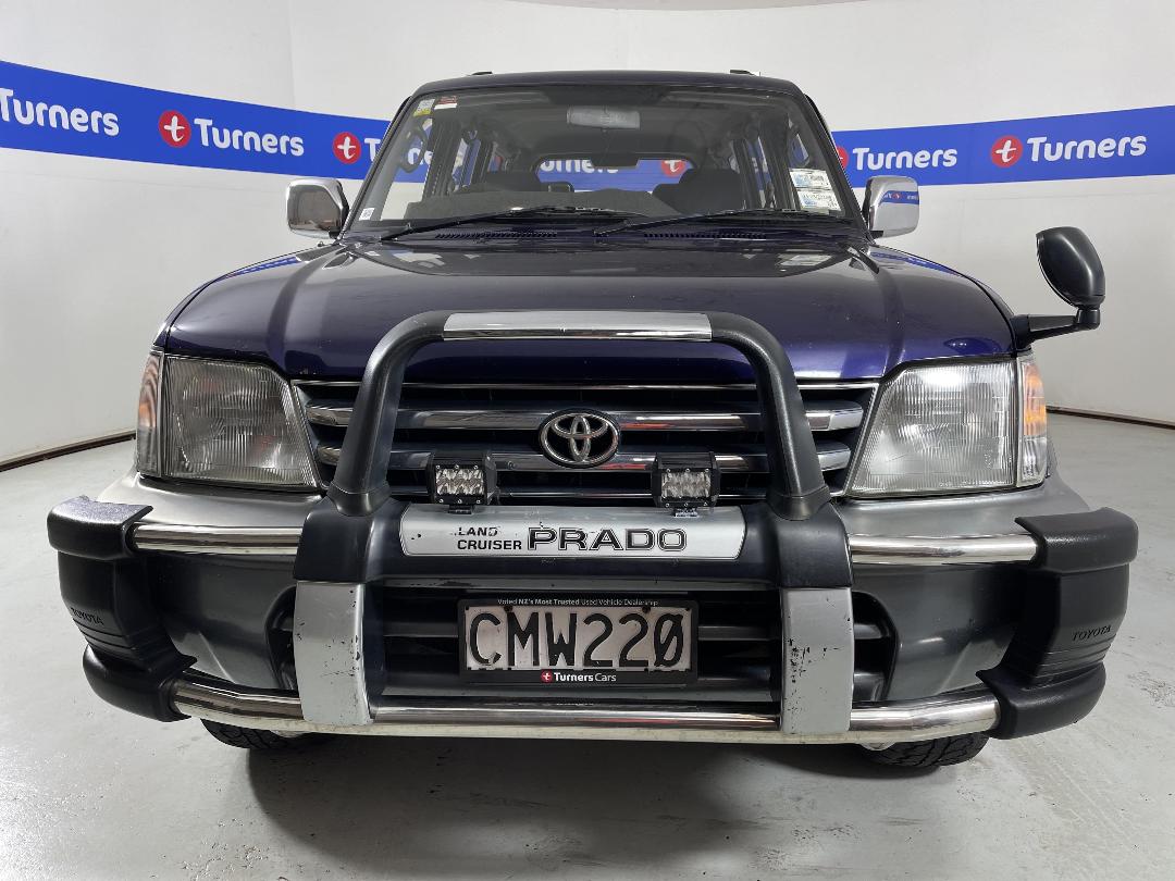 Photo '2' of Toyota Landcruiser Prado Photo '2' of Toyota Landcruiser Prado