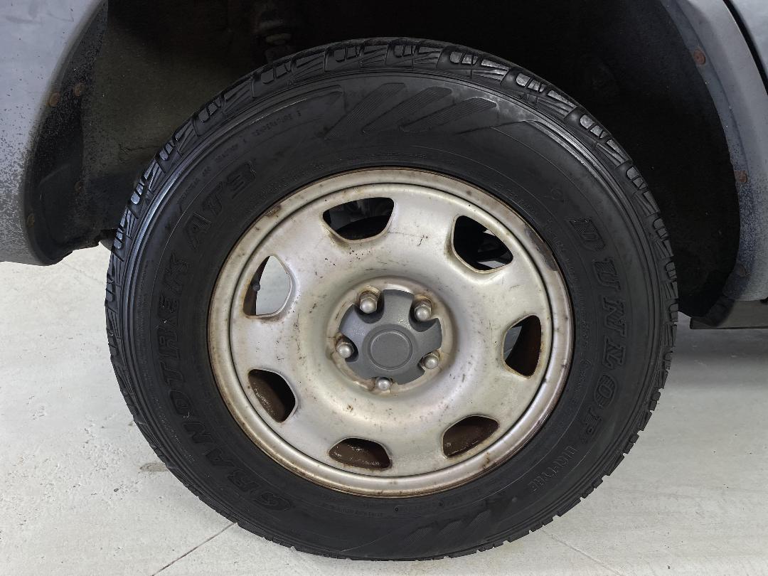 Photo '12' of Toyota Rav4