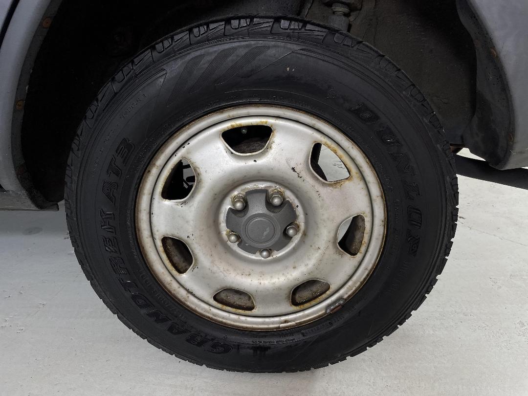 Photo '11' of Toyota Rav4