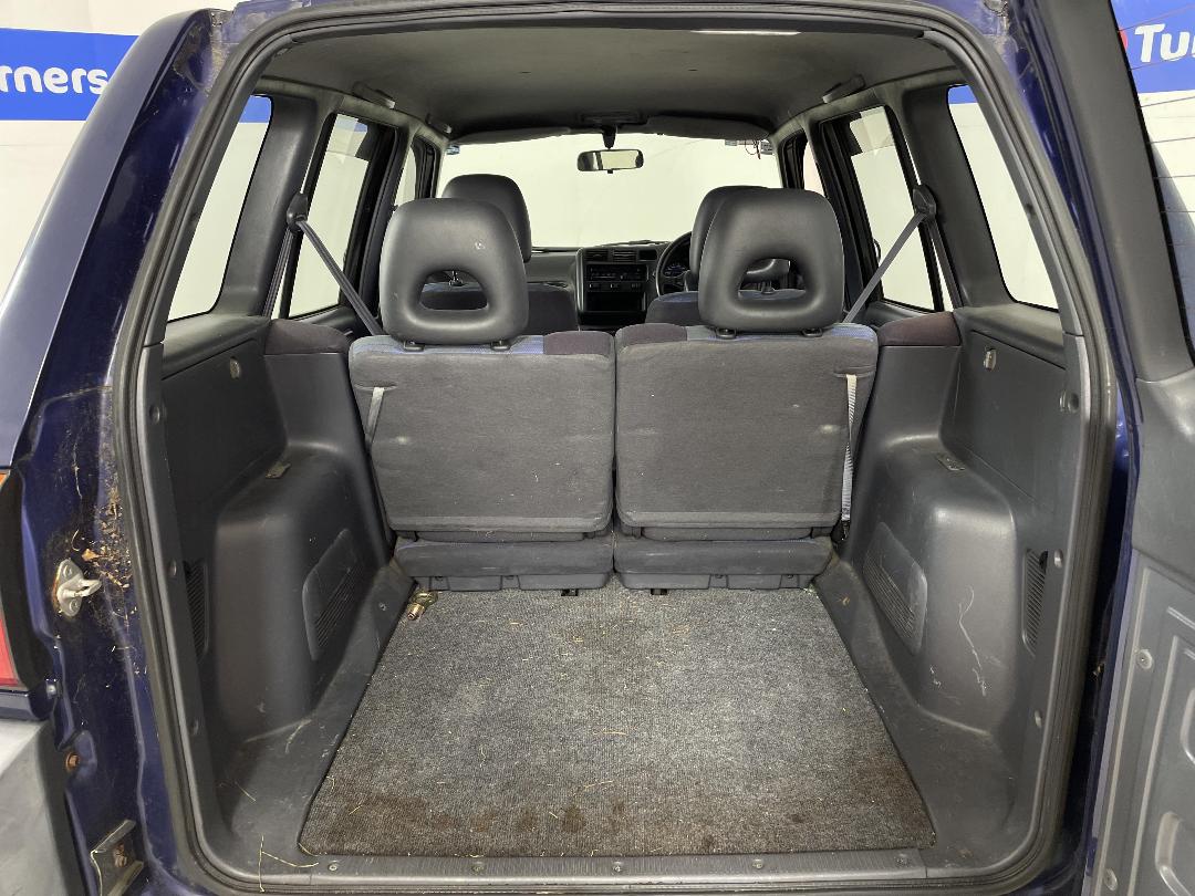 Photo '14' of Toyota Rav4