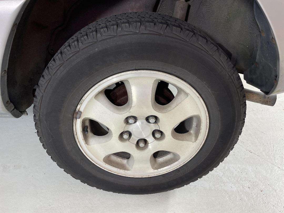 Photo '11' of Toyota Rav4