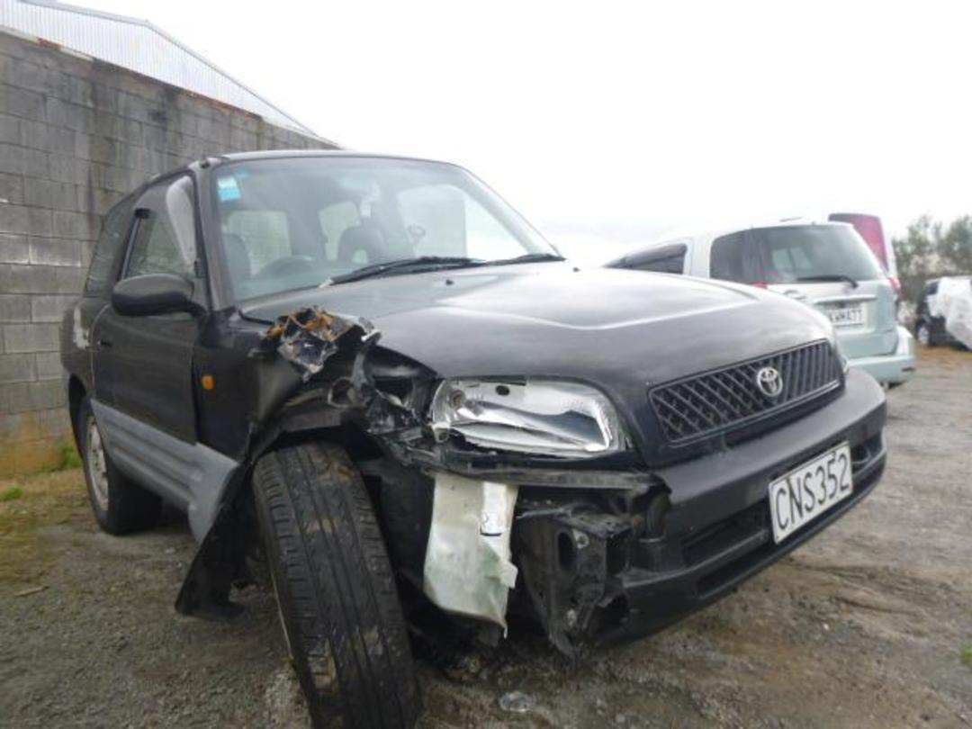 Photo '11' of Toyota Rav4 Photo '11' of Toyota Rav4