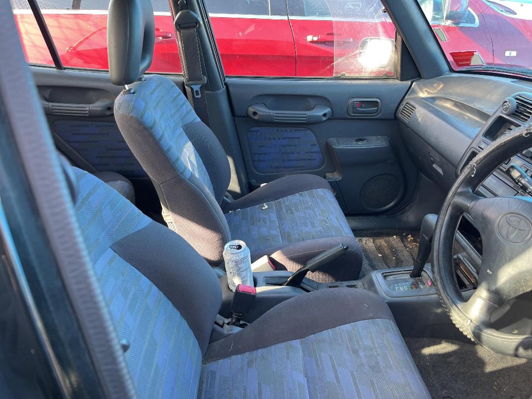 Photo '9' of Toyota Rav4 Photo '9' of Toyota Rav4