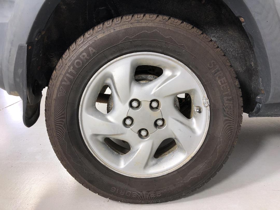 Photo '12' of Toyota Rav4