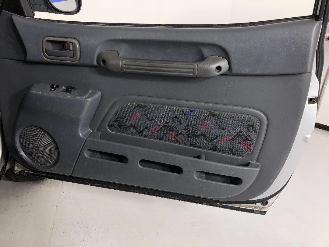 Photo '15' of Toyota Rav4