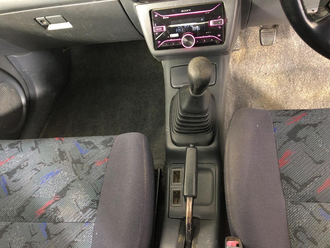 Photo '18' of Toyota Rav4