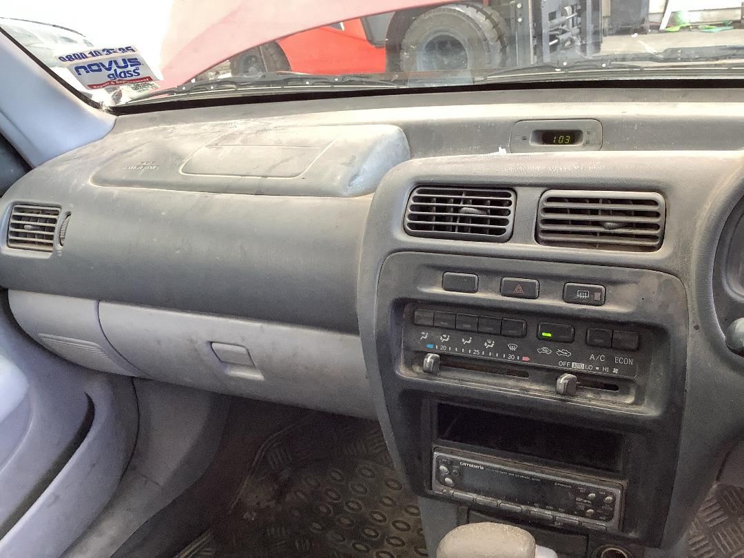 Photo '18' of Toyota Starlet