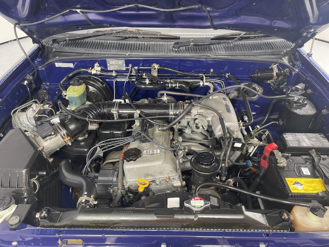 Photo '13' of Toyota Surf Photo '13' of Toyota Surf