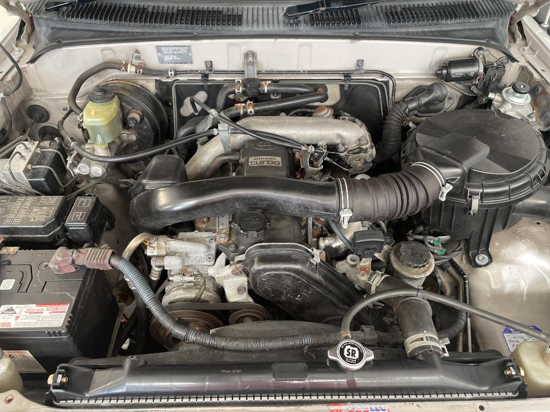 Photo '13' of Toyota Surf