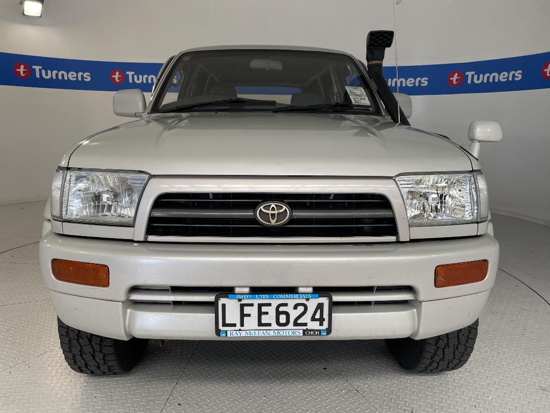 Photo '2' of Toyota Surf