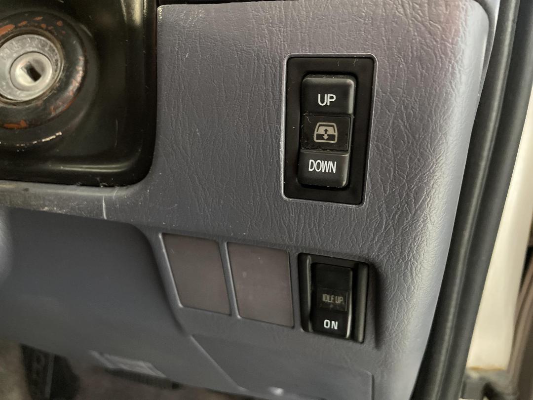 Photo '24' of Toyota Surf