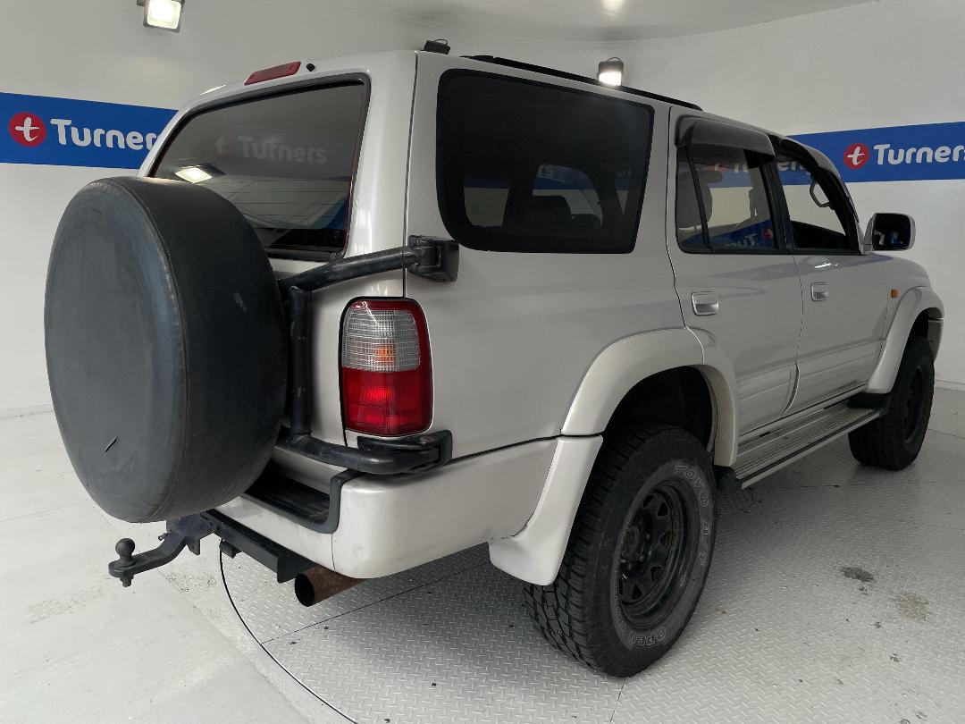 Photo '7' of Toyota Surf