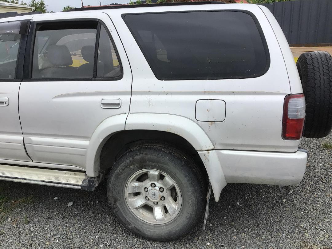 Photo '3' of Toyota Surf SSR-X