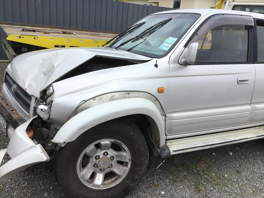 Photo '4' of Toyota Surf SSR-X