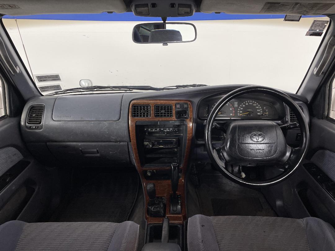 Photo '17' of Toyota Surf