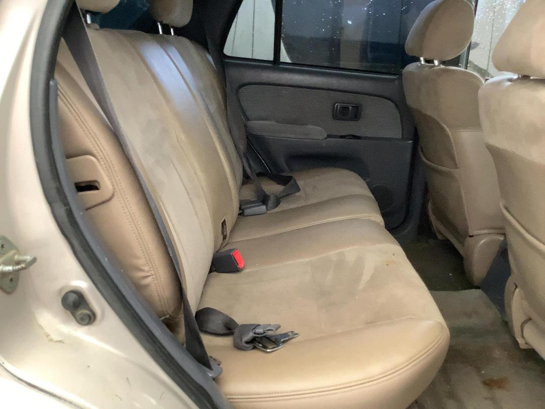 Photo '7' of Toyota Surf