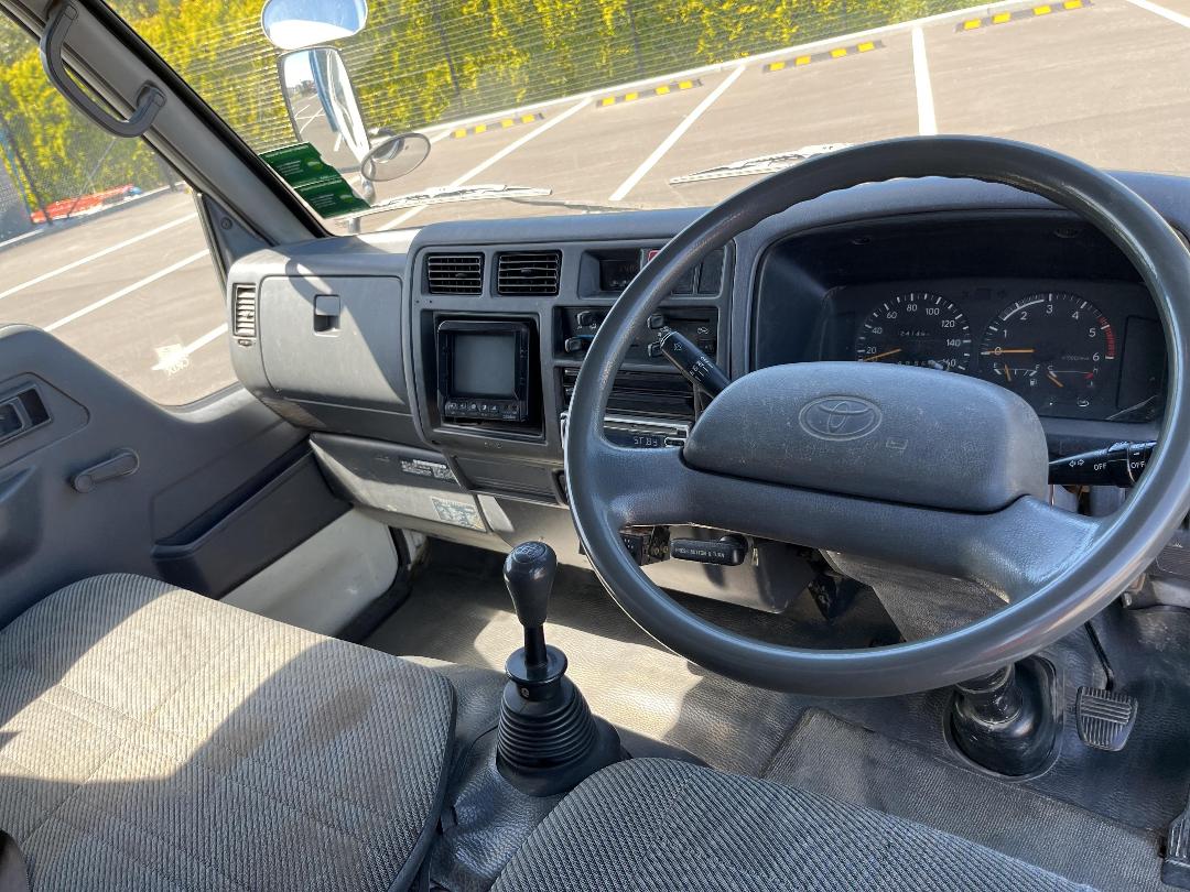 Photo '16' of Toyota Toyoace Photo '16' of Toyota Toyoace