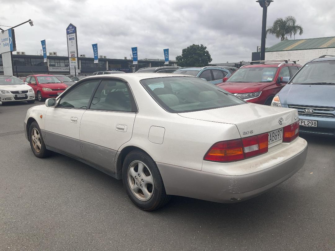 Photo '5' of Toyota Windom 3.0G