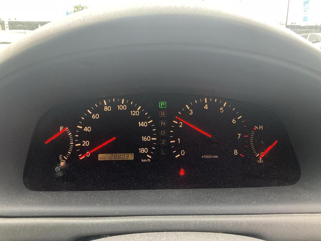 Photo '8' of Toyota Windom 3.0G