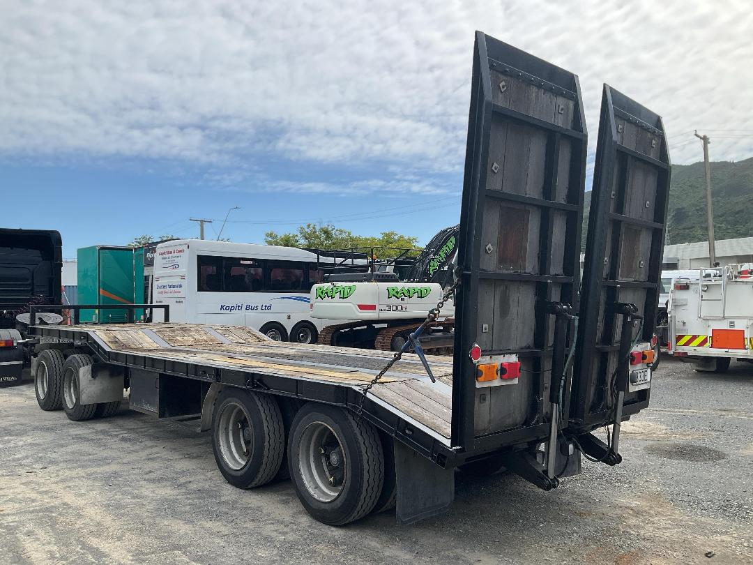 Photo '6' of TRAILER FALCON 4 A TRANSPORTER Transporter Full