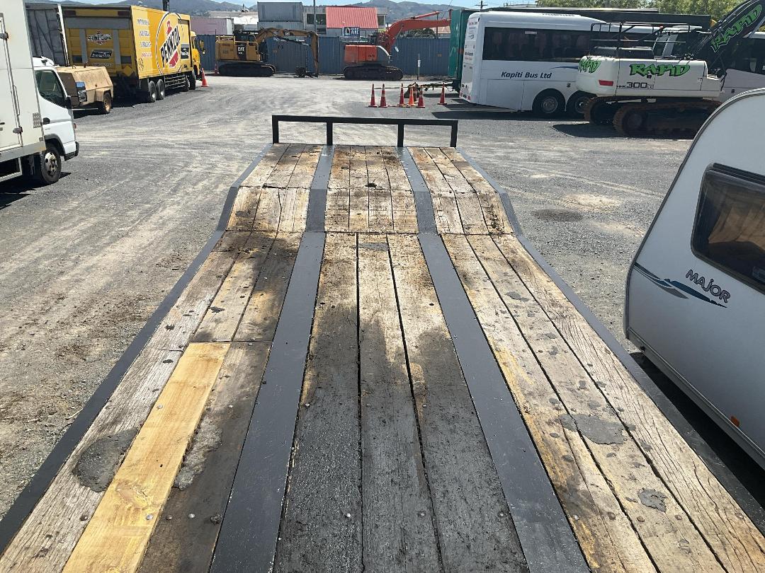 Photo '11' of TRAILER FALCON 4 A TRANSPORTER Transporter Full