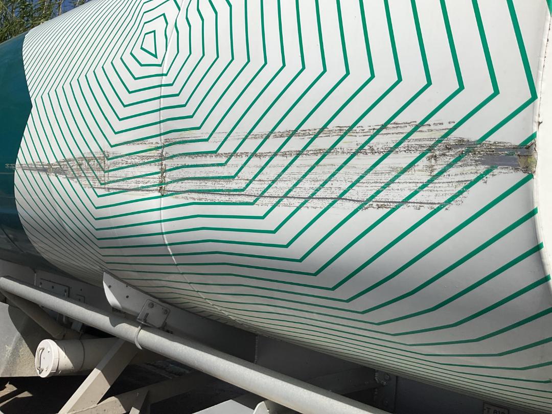 Photo '12' of TRAILER FUELQUIP DOG Tanker Trailer Full Photo '12' of TRAILER FUELQUIP DOG Tanker Trailer Full