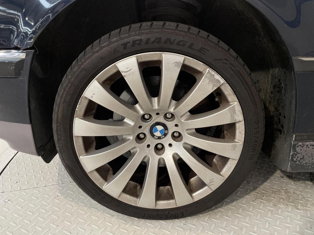 Photo '10' of BMW 740I Photo '10' of BMW 740I