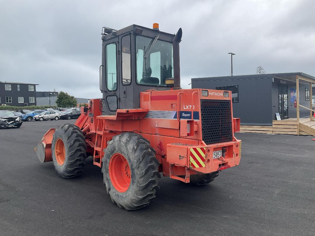 Photo '4' of Hitachi LX70 Wheel Loader